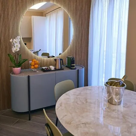 Contempora - Two Bedrooms Monet Milano