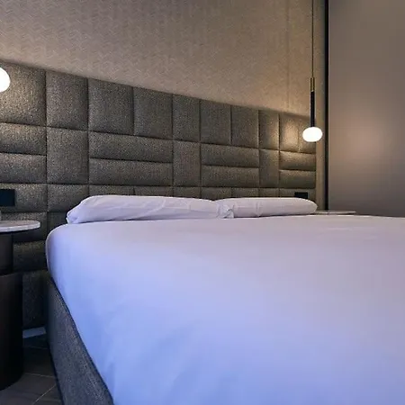 Lejlighed Contempora - Two Bedrooms Monet Milano